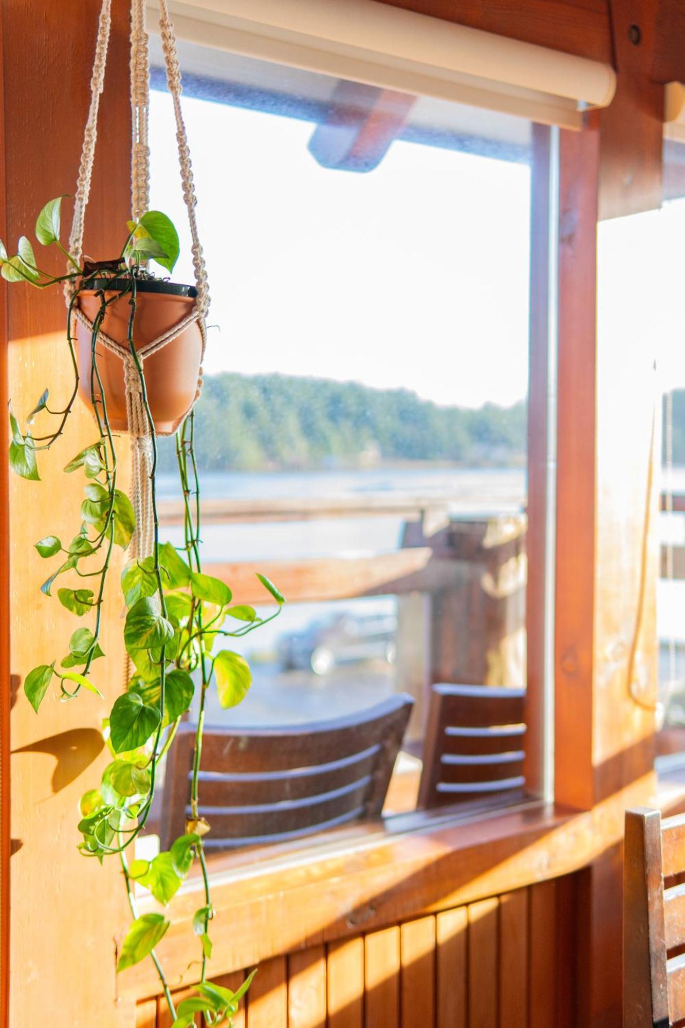 Apartment Waterfront In