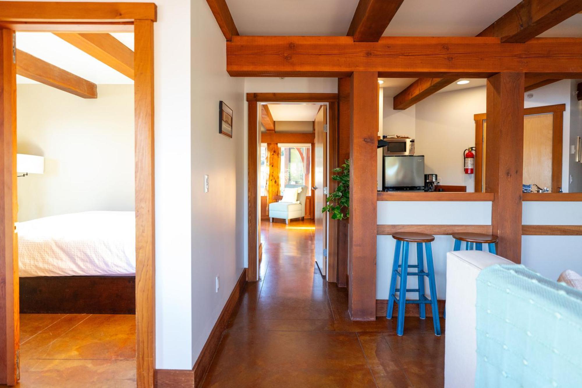 Apartment Waterfront In