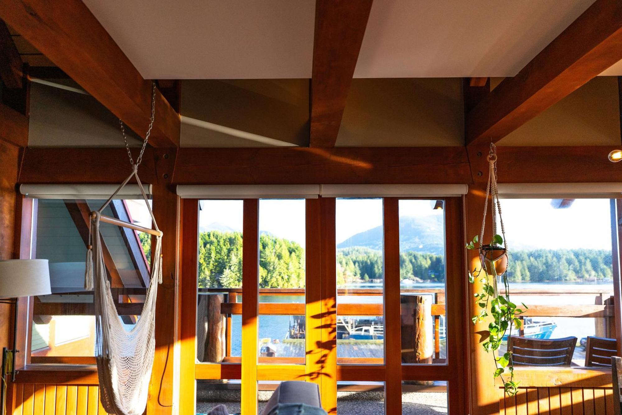 Waterfront In Appartement Ucluelet
